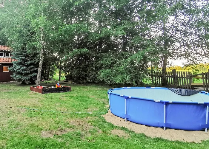 Dom wakacyjny Stunning In With Wifi Pieniezno